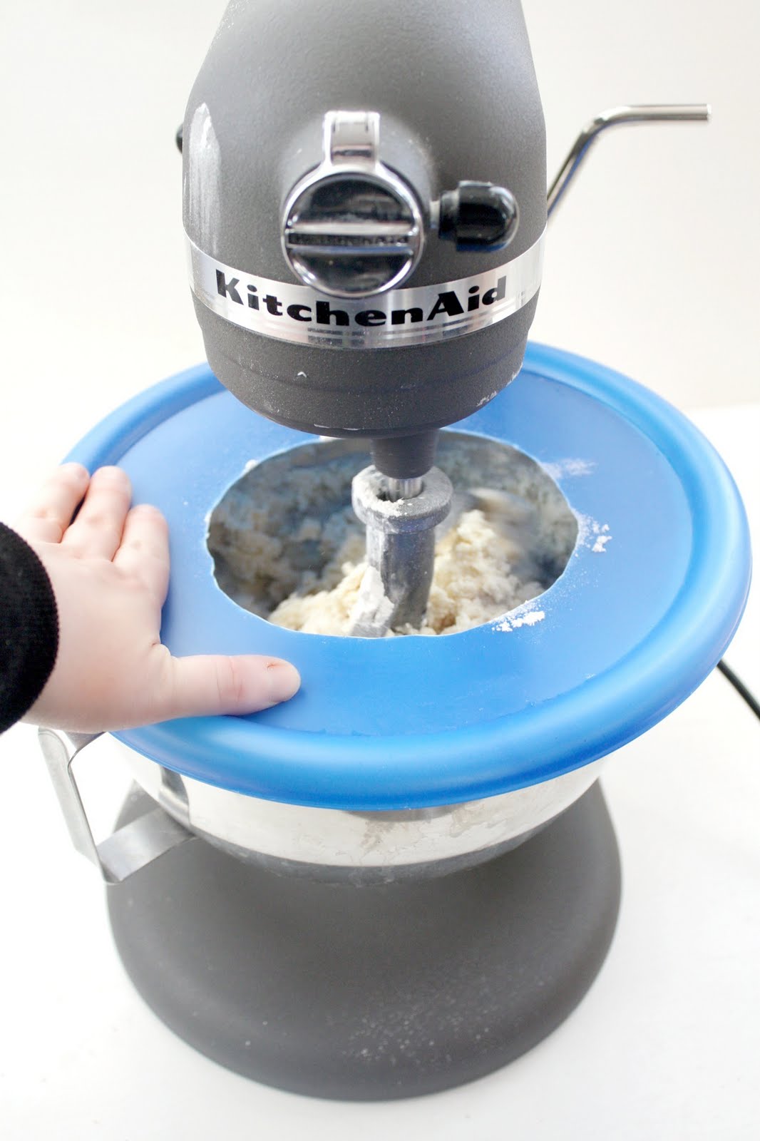 DIY Mixing bowl splatter guard? - Rich Products Malaysia