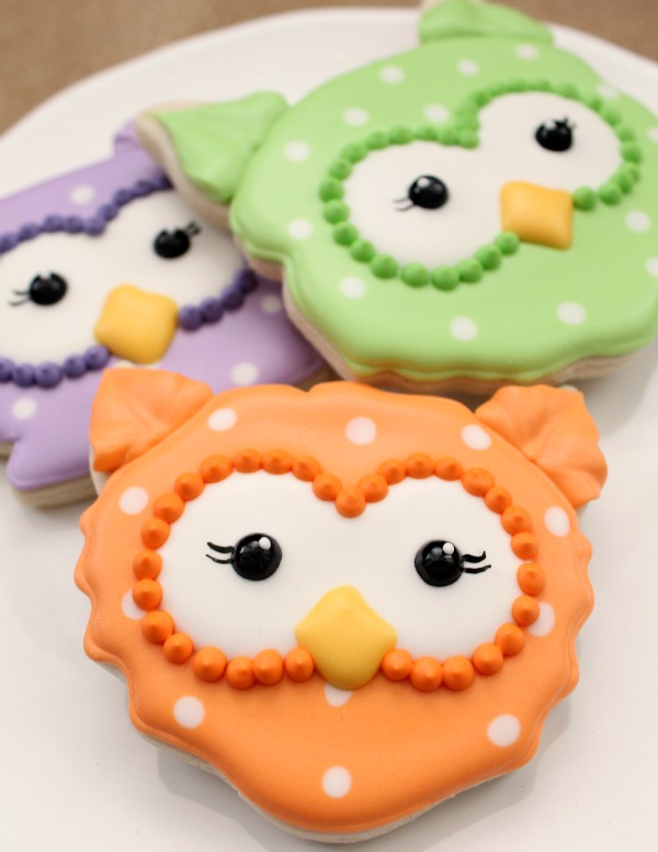 https://www.sweetsugarbelle.com/blog/wp-content/uploads/2012/09/Owl-Cookies-1.jpg